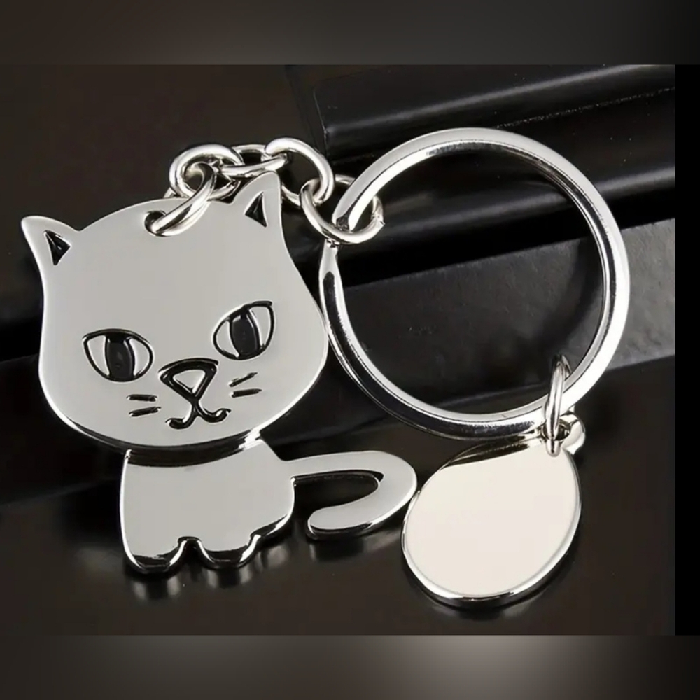 Chic Silver Cat Key Holder